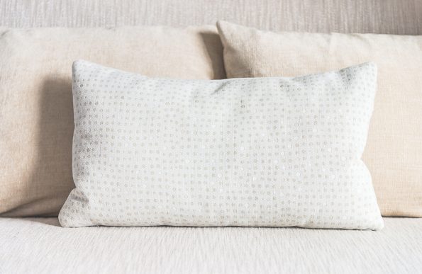 How to Know When Your Pillow Needs Replacing? - Navien Mate